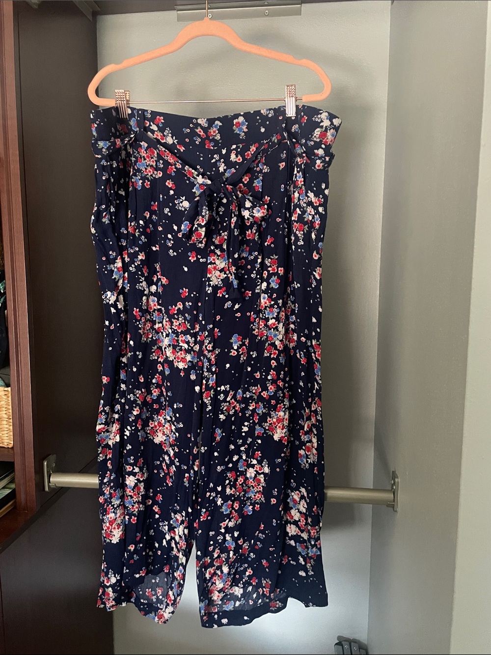 torrid Navy Floral Tie-Front flowy pants